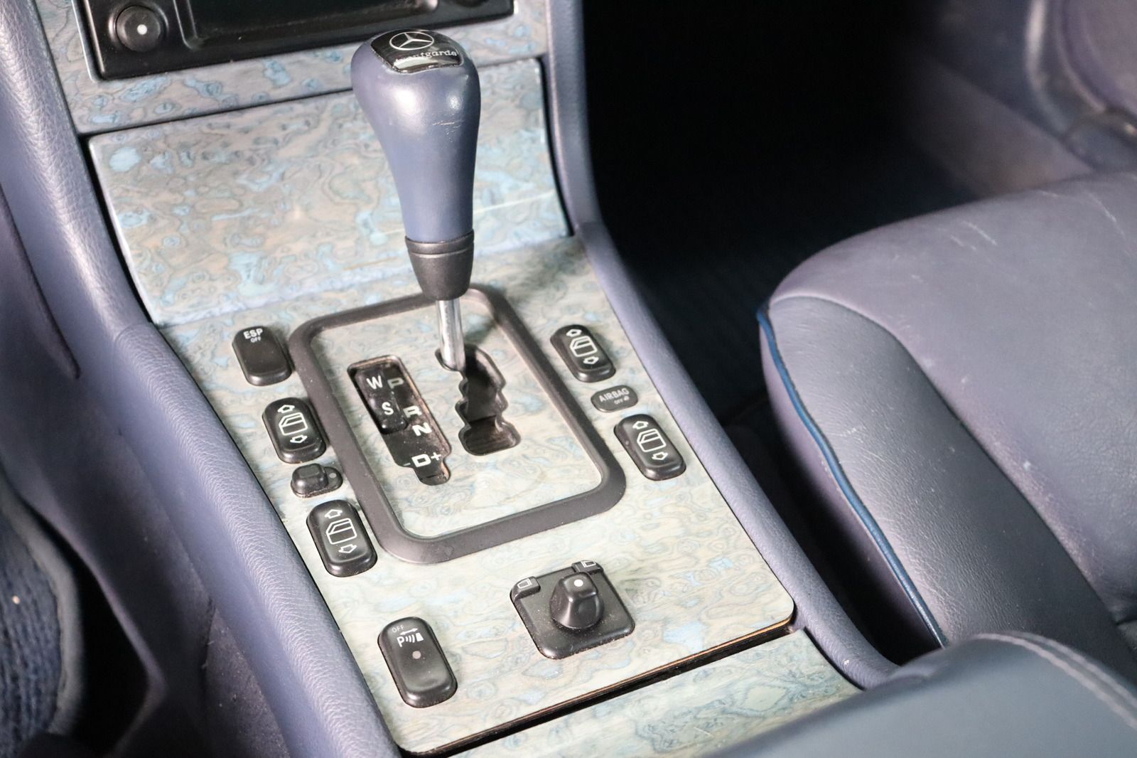 Fahrzeugabbildung Mercedes-Benz E 280 T 4MATIC AVANTGARDE * Xenon * HU/AU 01.27