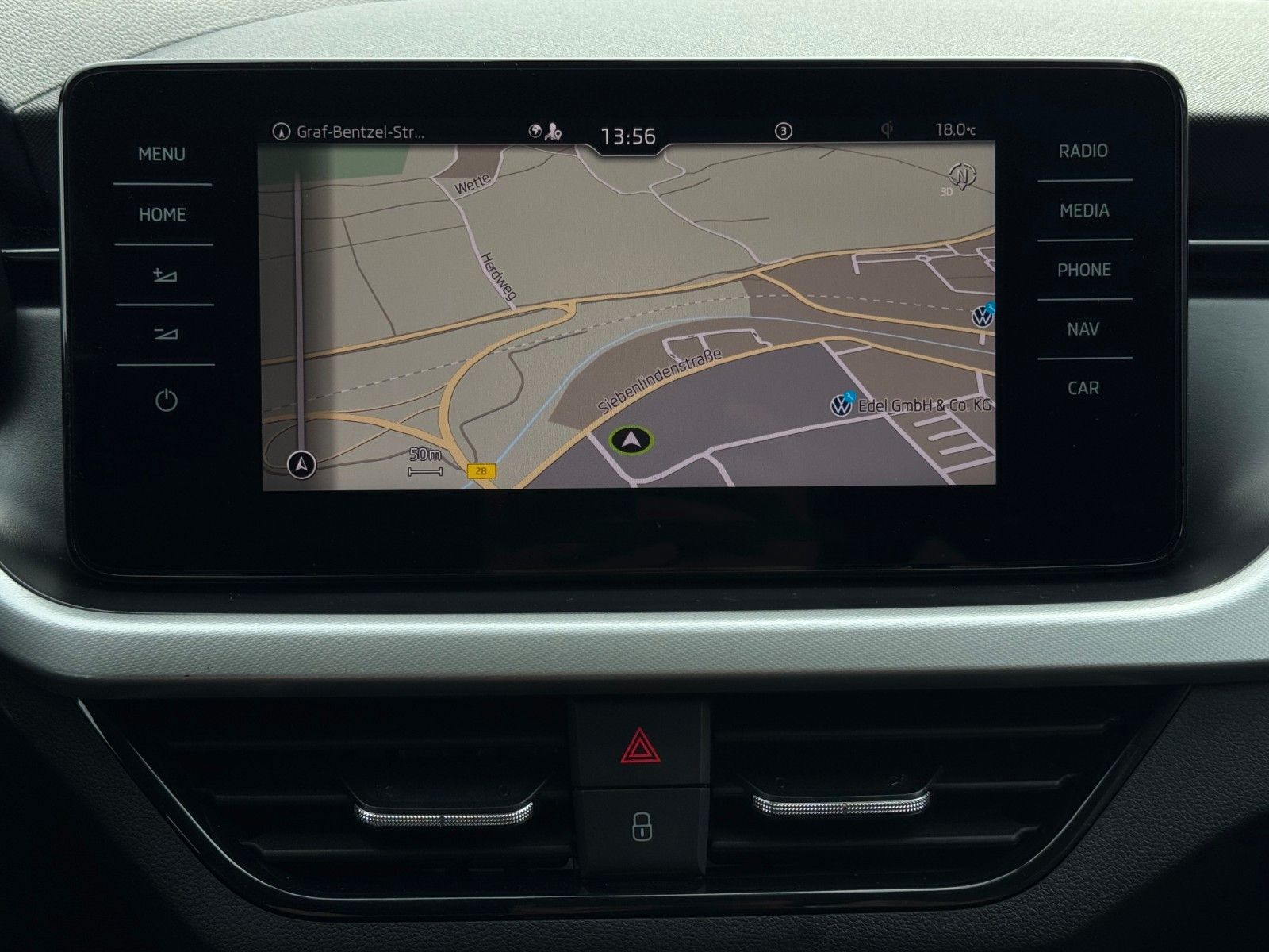 Fahrzeugabbildung SKODA Scala 1.0 DSG Ambition CarPlay Temp. SHZ PDC