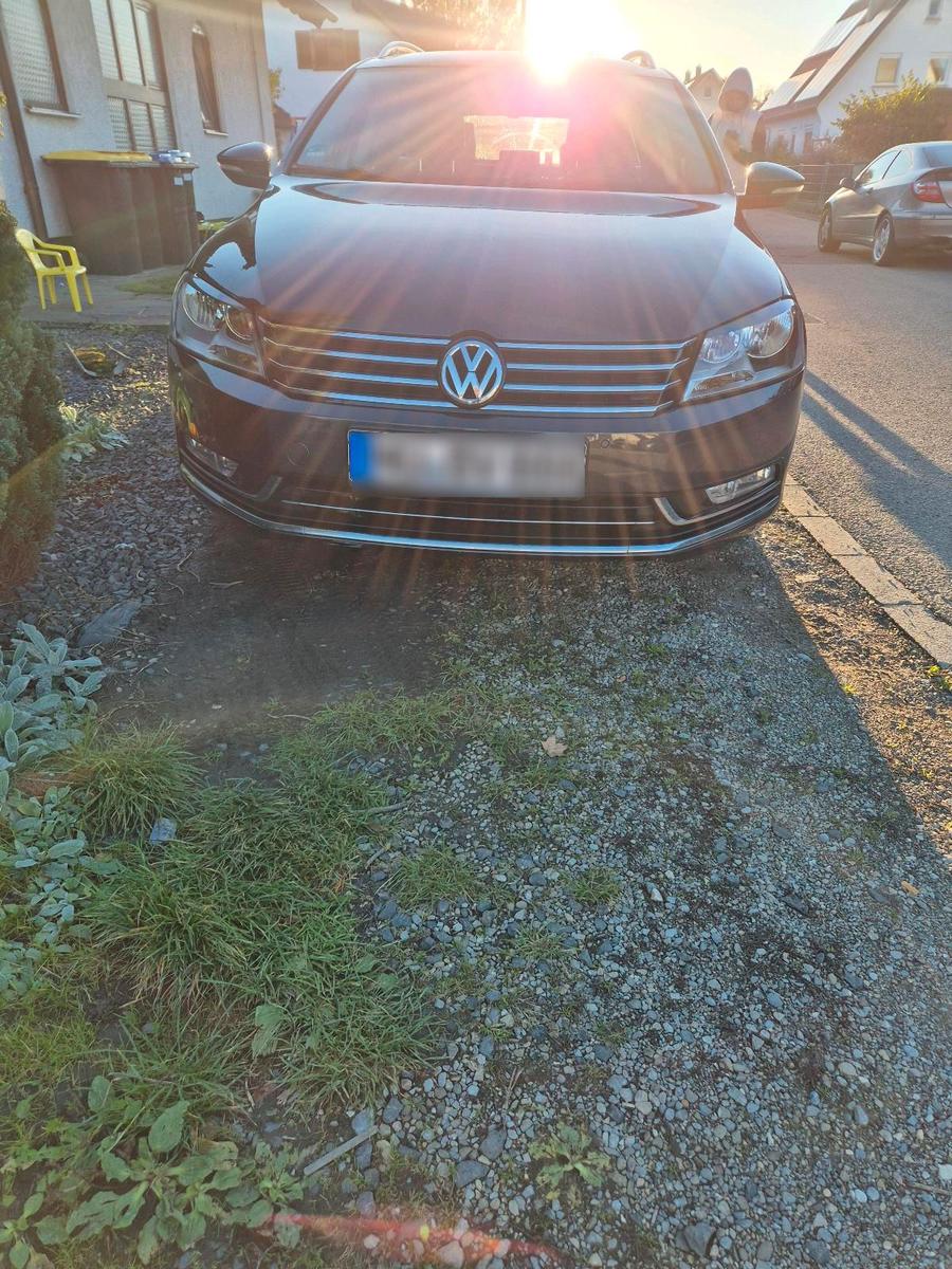 Volkswagen  2012 — двигун 140 HP (103kW)