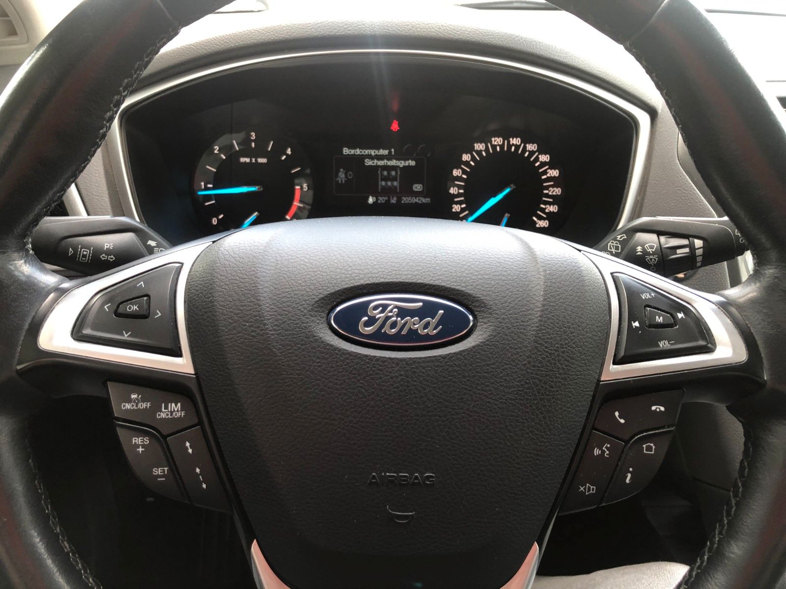 Fahrzeugabbildung Ford Mondeo Turnier Trend 2.0 CRDi
