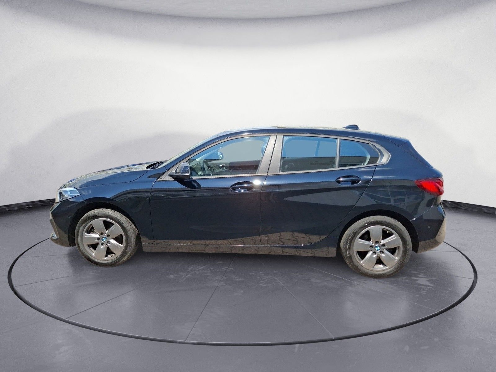 BMW 118i Advantage HIFI Aut. Heckkl. Sitzhzg. Vorn imagem 3