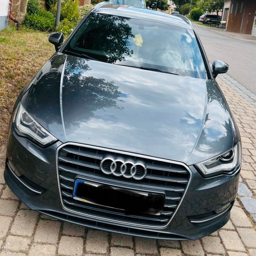 AUDI Audi A3 Sportpack Quattro 125 PS Scheckhef...