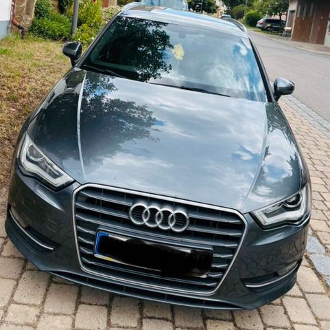 AUDI Audi A3 Sportpack Quattro 125 PS Scheckhef...