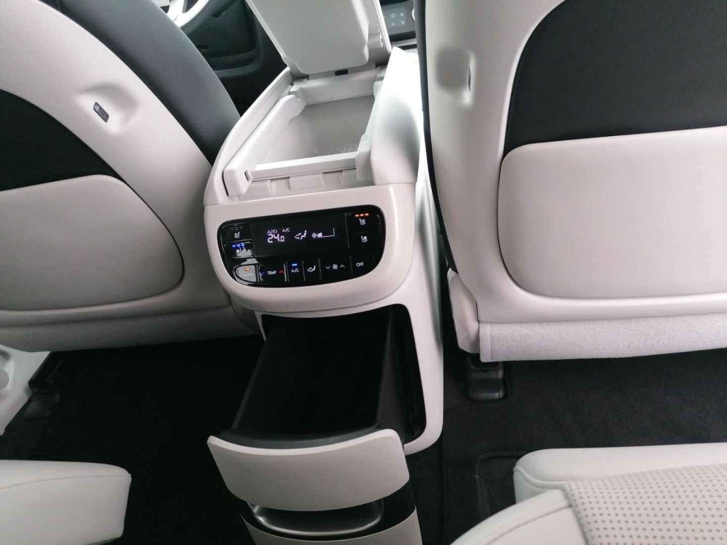 Hyundai IONIQ 9 - Bild 16
