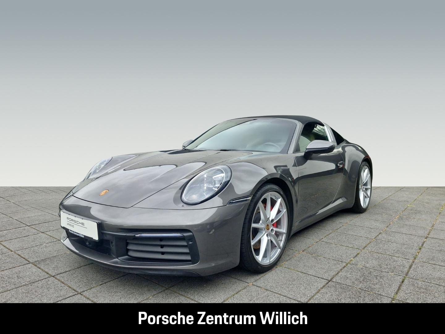 Porsche 992 911 Targa 4S Nachtsicht InnoDrive Burmester