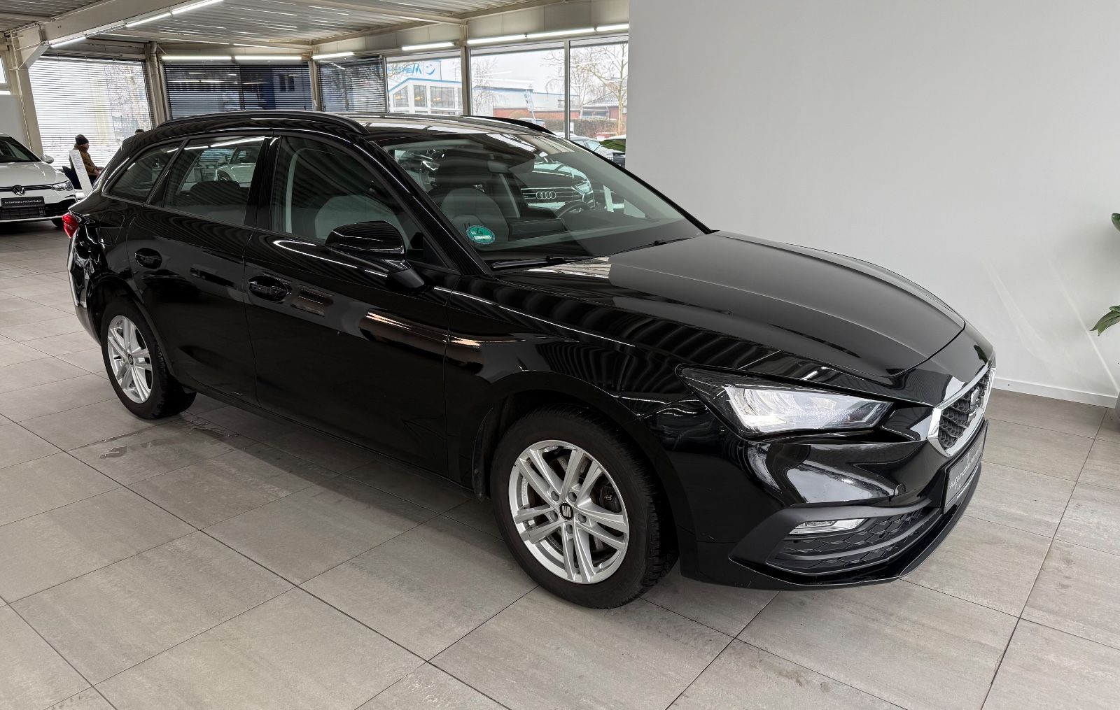 SEAT Leon*Sportstourer*Style*Navi*Virtual*LED*ACC*PDC