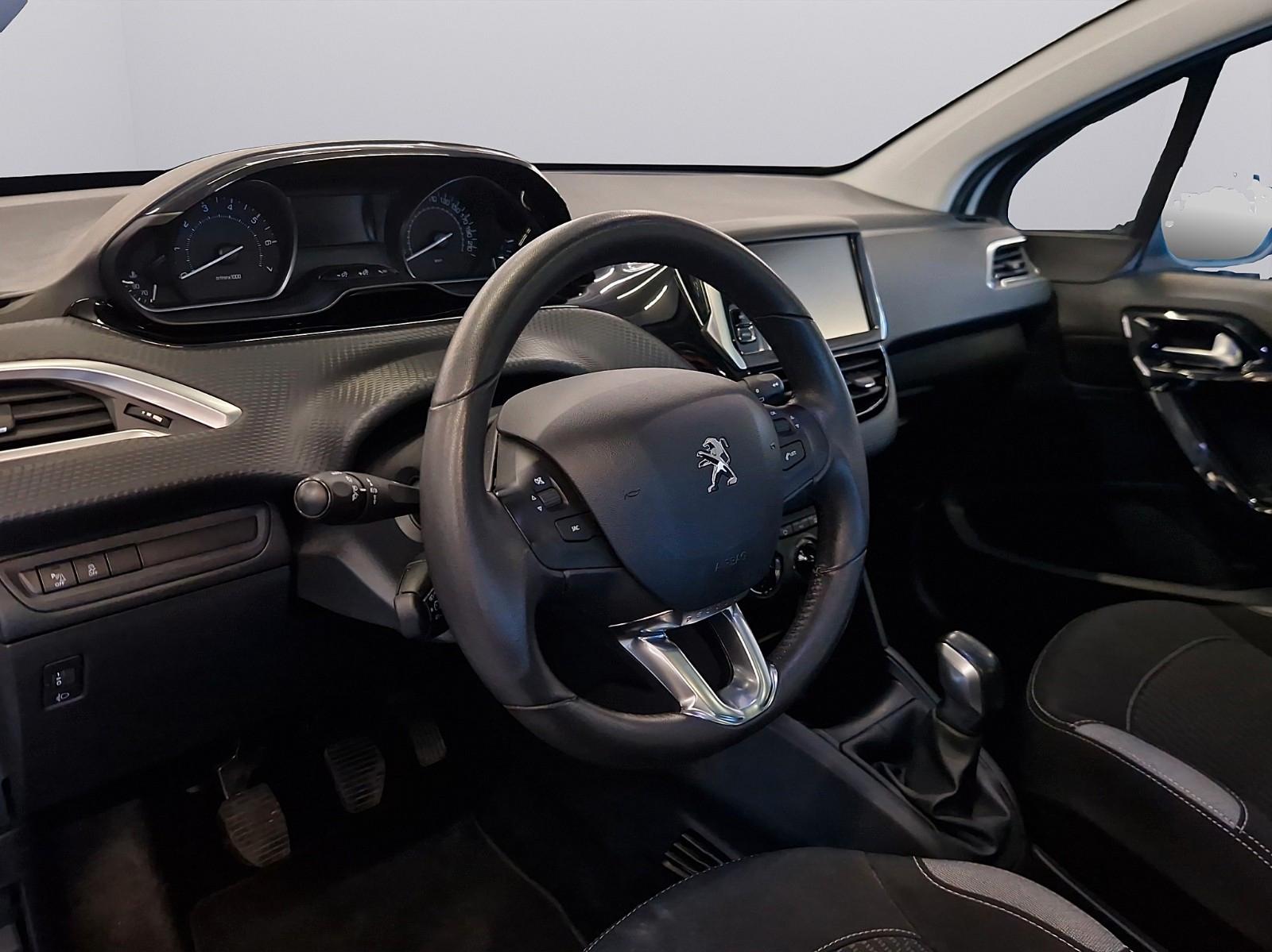 Peugeot 208 Style|PANO|TÜV NEU|