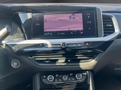 OPEL Grandland Ultimate Plug-in-Hybrid KLIMA,NAVI,PDC