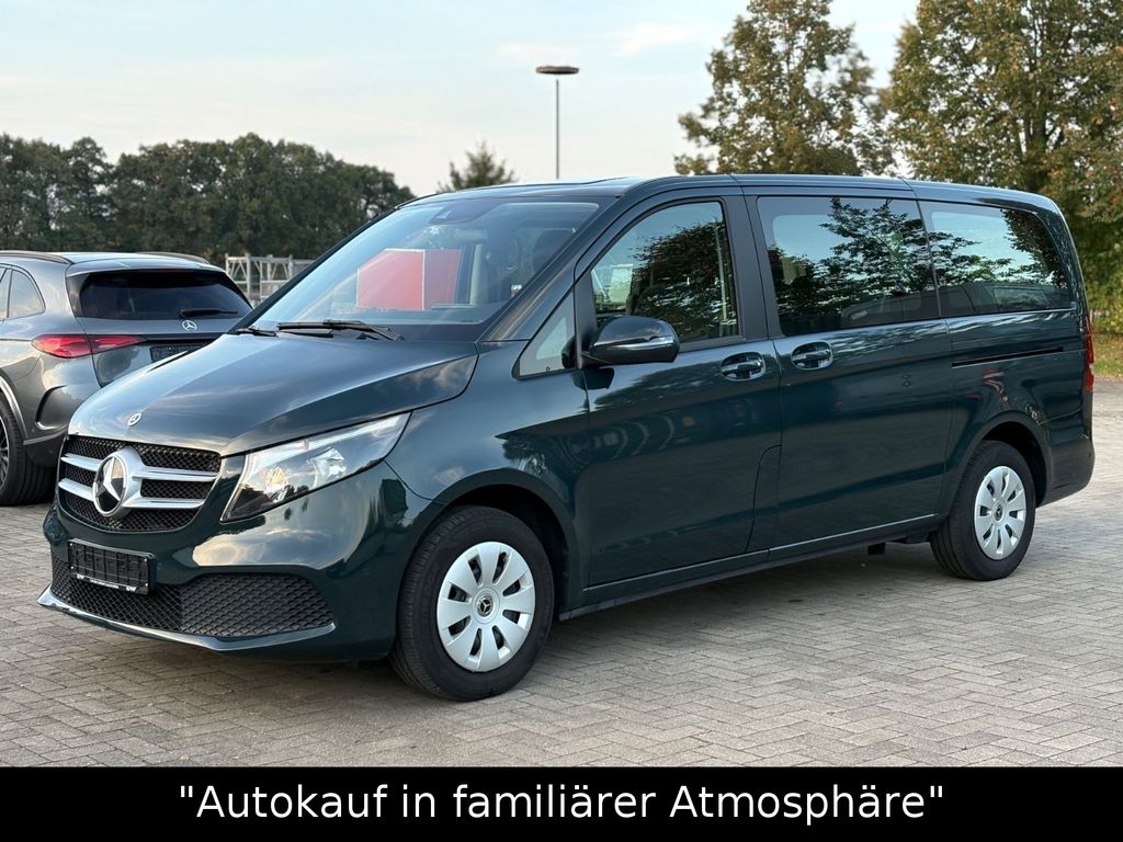 Image of Mercedes-Benz V 220