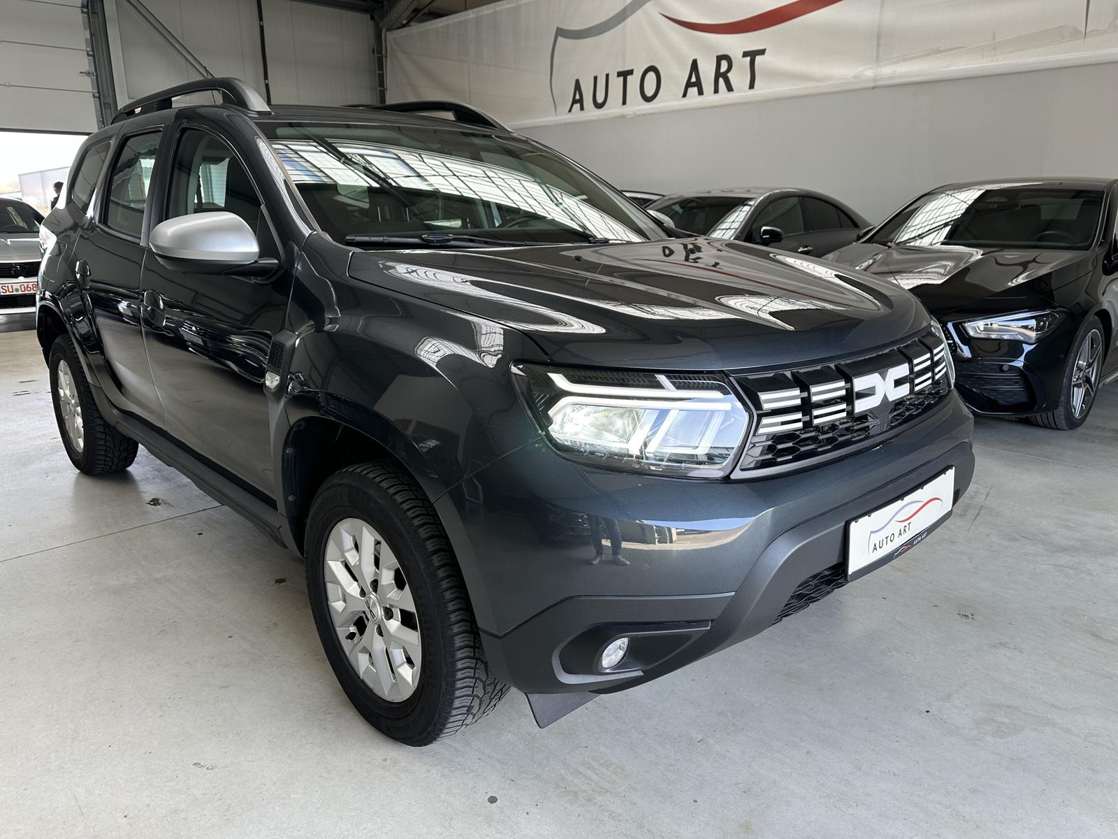 Dacia Duster Expression Navi SHZ Kamera LED