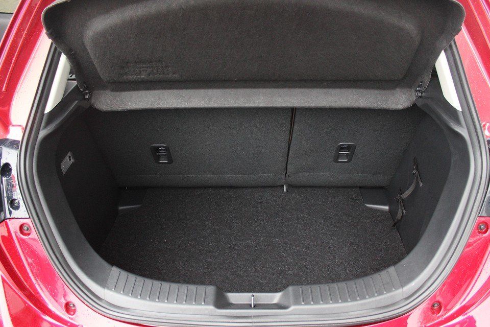 Fahrzeugabbildung Mazda 2 M-Hybrid Homura G-90 ACAA RFK LED DAB+ SHZ Tem