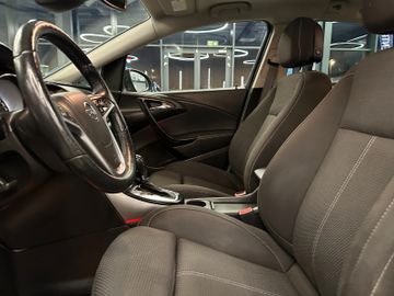 MYAUTOCENTER – Gebraucht- und Jahreswagen mit Werkstattservice in Pfaffenhofen Opel Astra J Sports Tourer Exklusiv *2. Hand*Kamera*