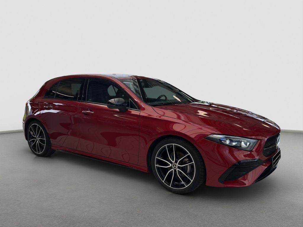 Fahrzeugabbildung Mercedes-Benz A 200 AMG Line*Night Paket*Kamera*KEYLESS-GO