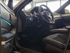 Fahrzeugabbildung Mercedes-Benz E 200 Lim. BlueTec ( COMAND/ SHZ/ LED/ PDC/ NAVI