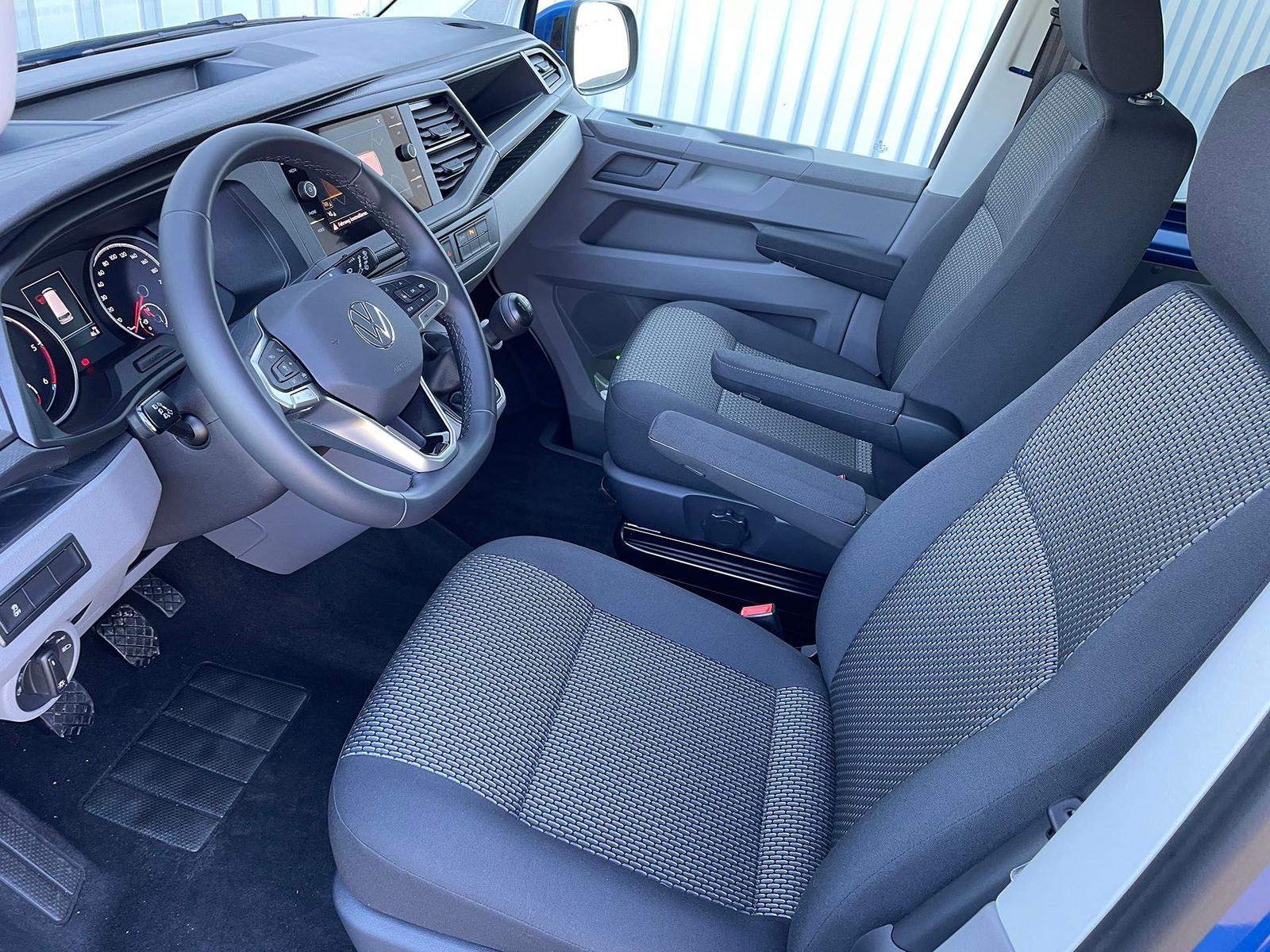 Volkswagen T6.1 Transporter Kombi KR LED STANDHZ ACC NAVI