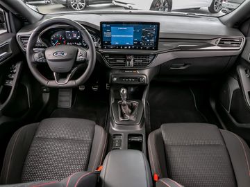 Ford Focus Turnier 1.0 ST-Line LED Navi DAB Parkassi.
