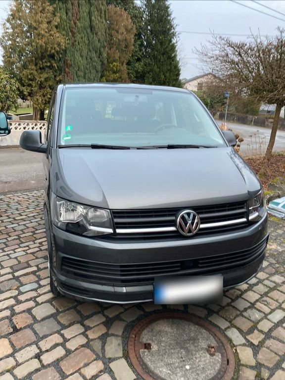 Image of Volkswagen T6 Multivan