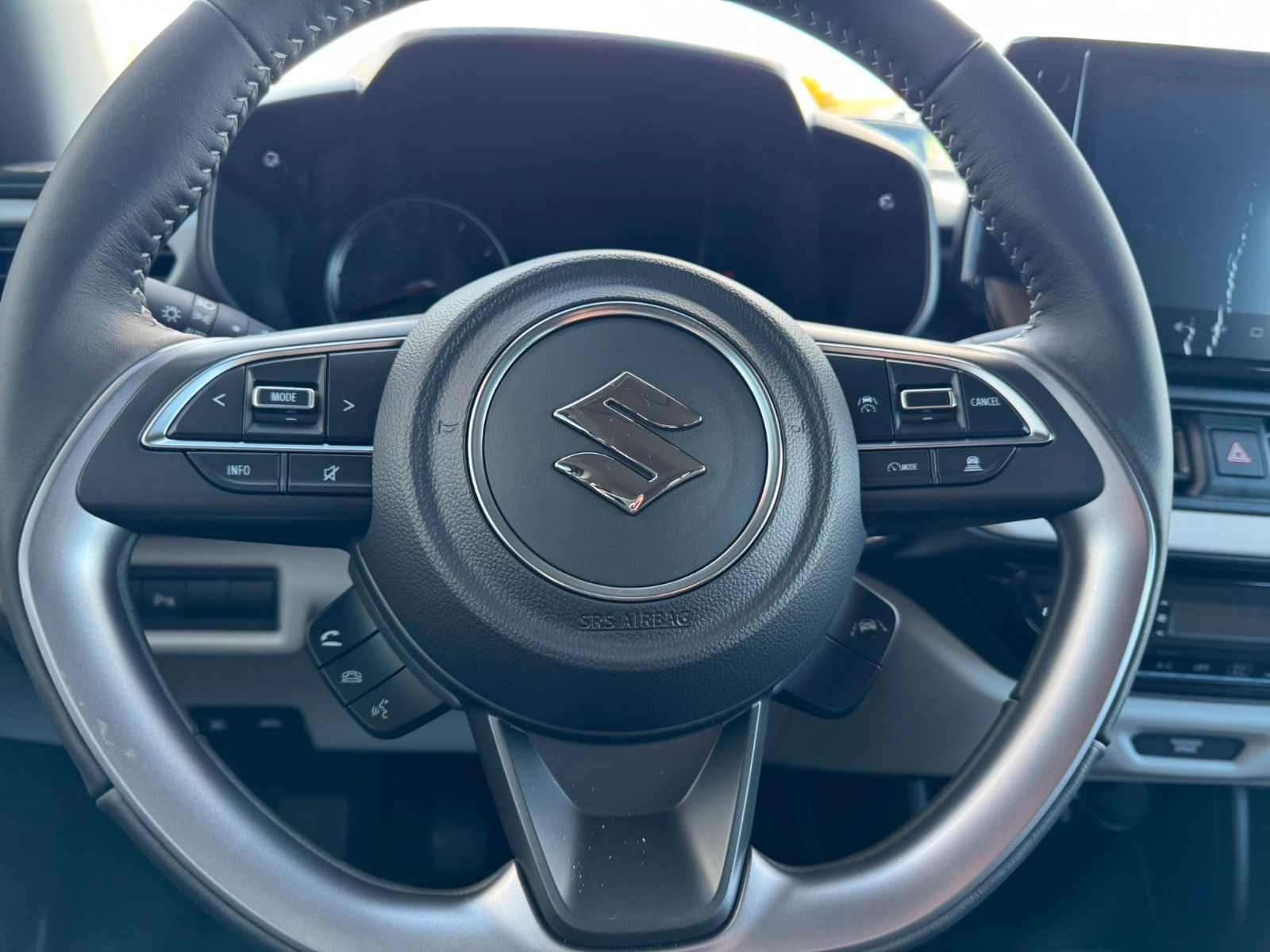 Suzuki Swift - Bild 11