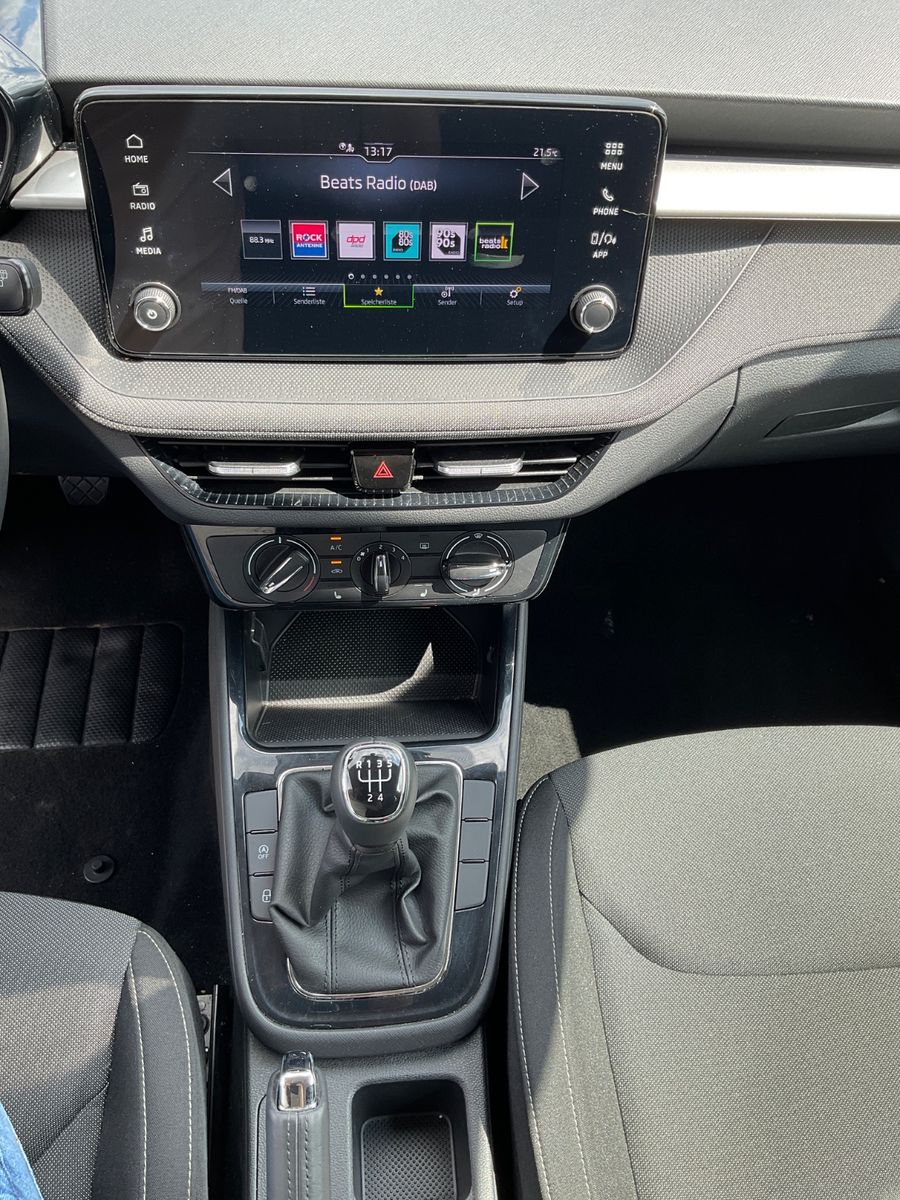 Fahrzeugabbildung SKODA Fabia 1.0l TSI,Selection,Carplay,Klima