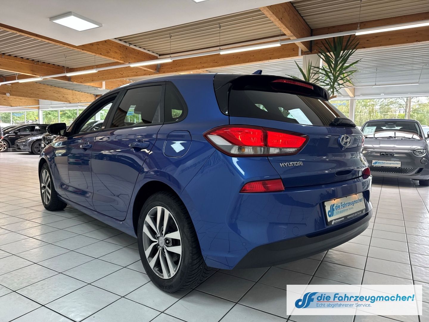 Fahrzeugabbildung Hyundai i30 YES! Navi Apple CarPlay Android Auto Mehrzon