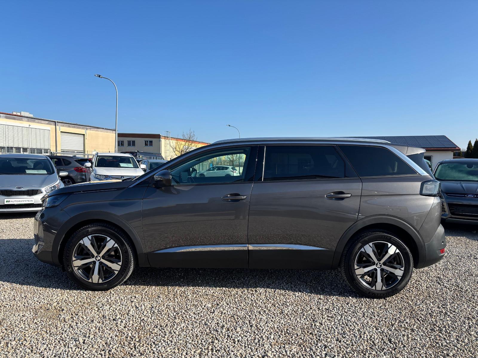 Peugeot 5008 1.5 BlueHDi 130 Allure Pack +7-SITZE+AHK+