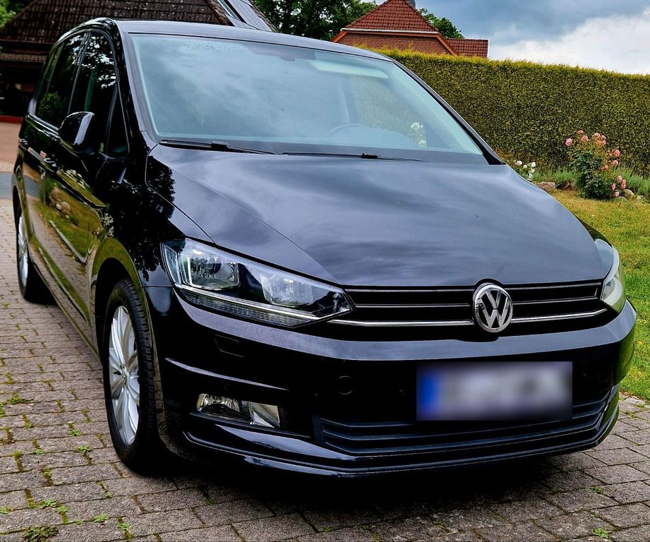 Image of Volkswagen Touran