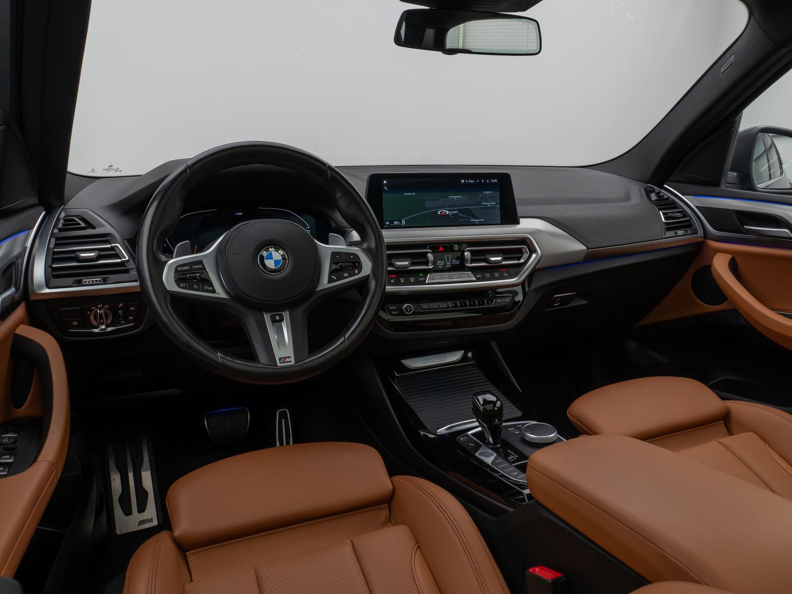 Fahrzeugabbildung BMW X3 xD30d M Sport Panoram Kamera DAB HiFi AHK 21"