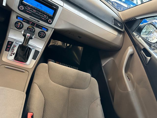 Volkswagen Passat Variant Comfortline *AHK*Klima*SHZ*PDC*