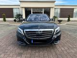 Mercedes-Benz S 300 BlueTEC HYBRID L - - Mercedes-Benz S 300 mit Diesel-Antrieb: Automatik