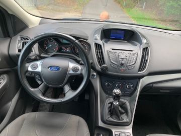 Ford Kuga - 9
