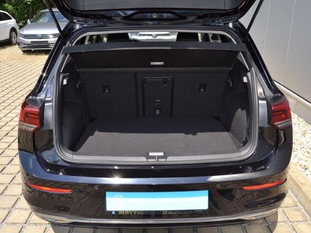 Golf VIII 1.5 eTSI DSG Active LED+LA/NAVI+VZE/AC