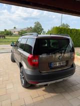 Skoda     Skoda Yeti DSG Ambition Plus | Klima | Sitzh - gebrauchte Skoda Yeti aus dem Jahr 2012
