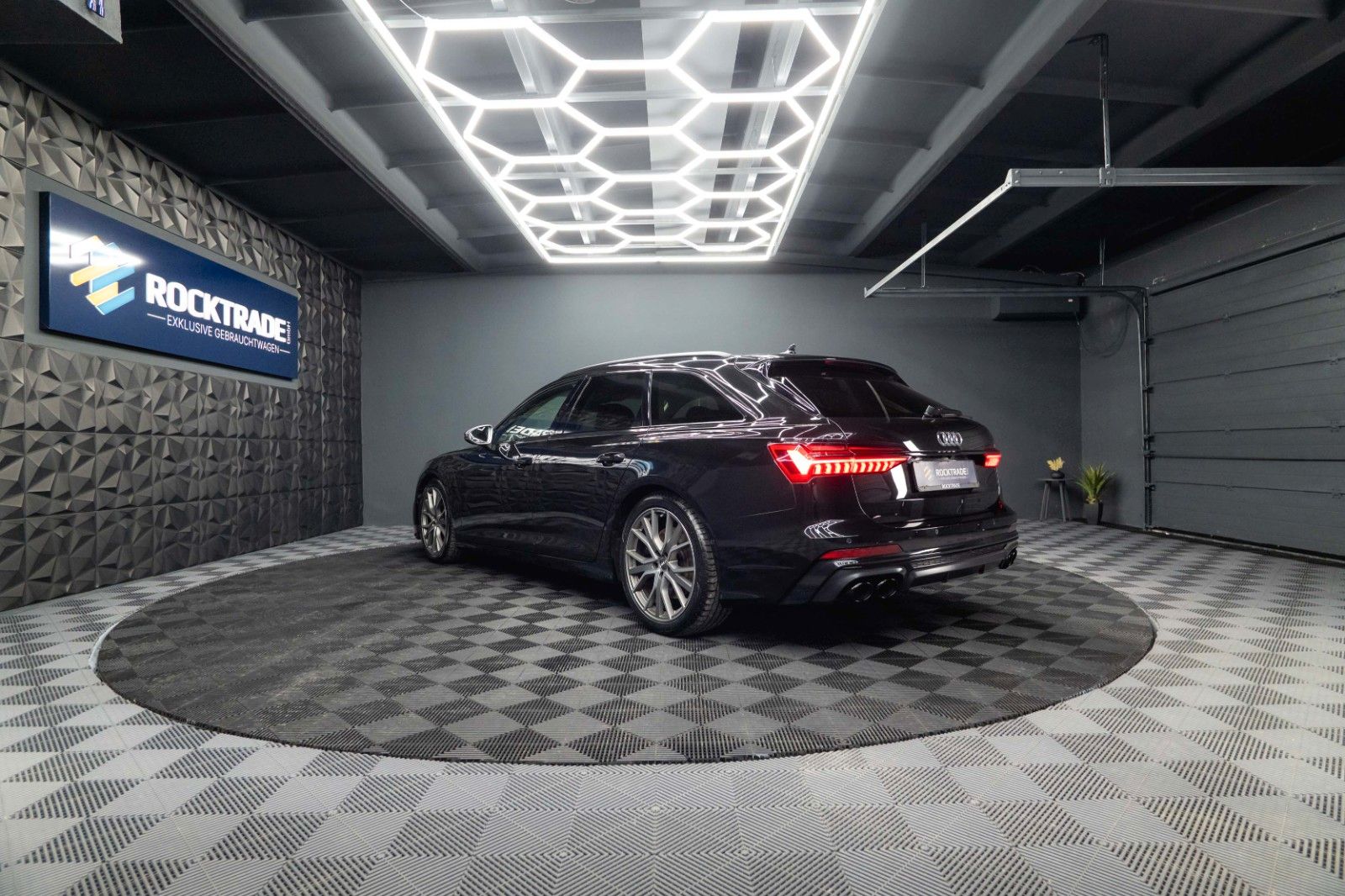 Fahrzeugabbildung Audi S6 Avant 3.0 TDI quattro *ACC*Head Up*LED*B&O*