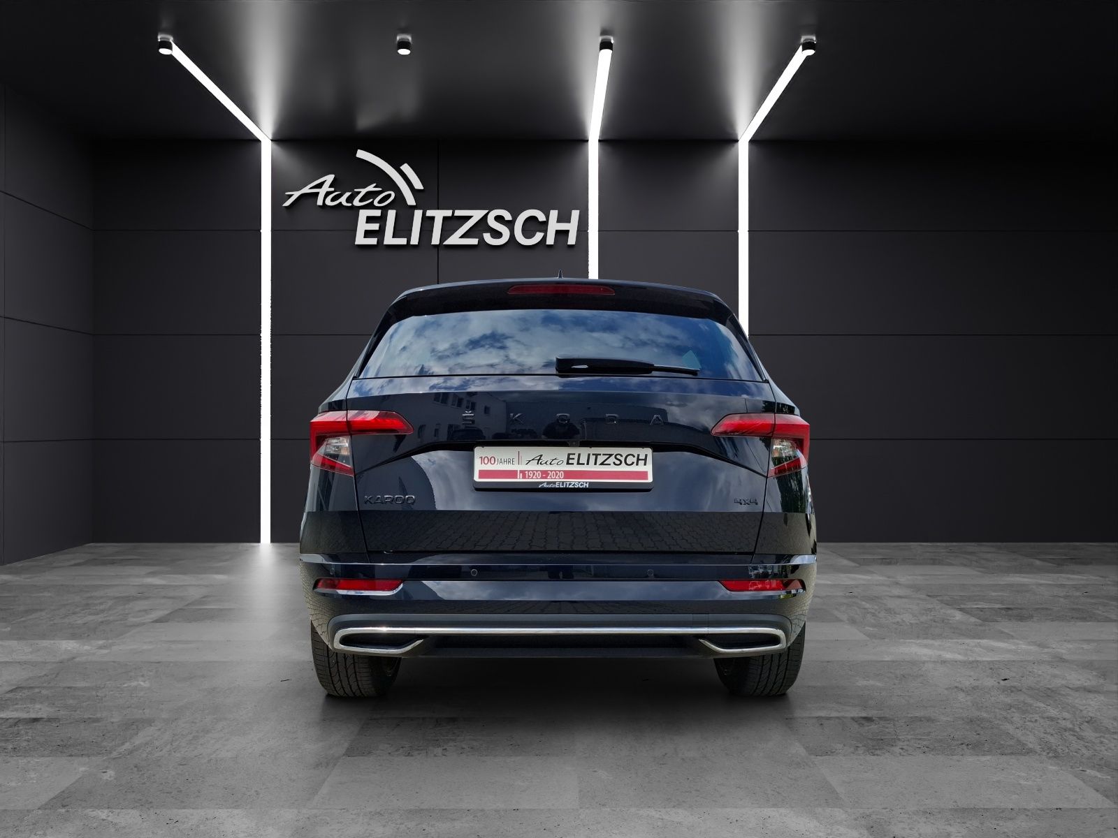 Fahrzeugabbildung SKODA Karoq TSI Sportline DSG 4x4 LED AHK Navi PANO AC