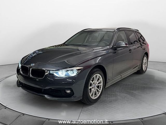 BMW Serie 3 Touring 320d xDrive Business Adv. au