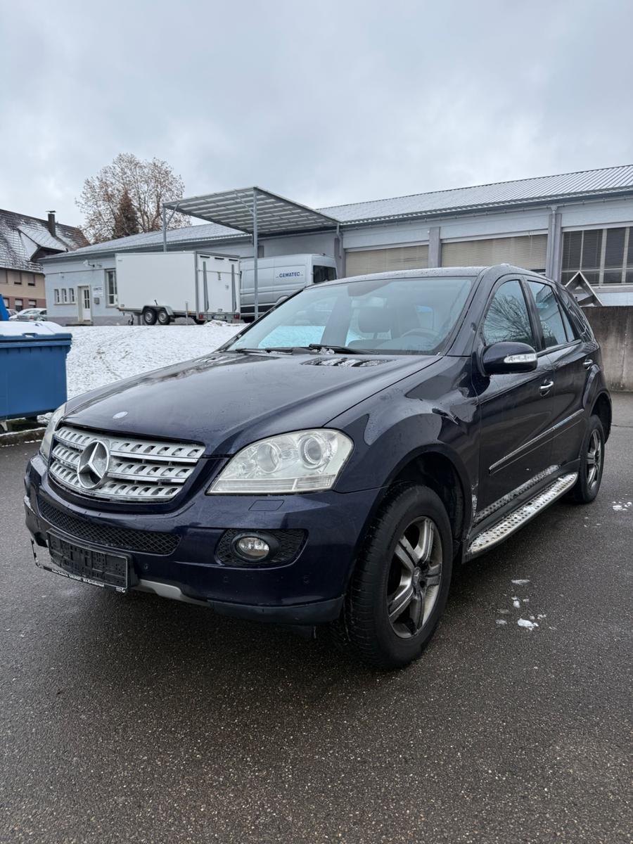 Mercedes-Benz ML 320