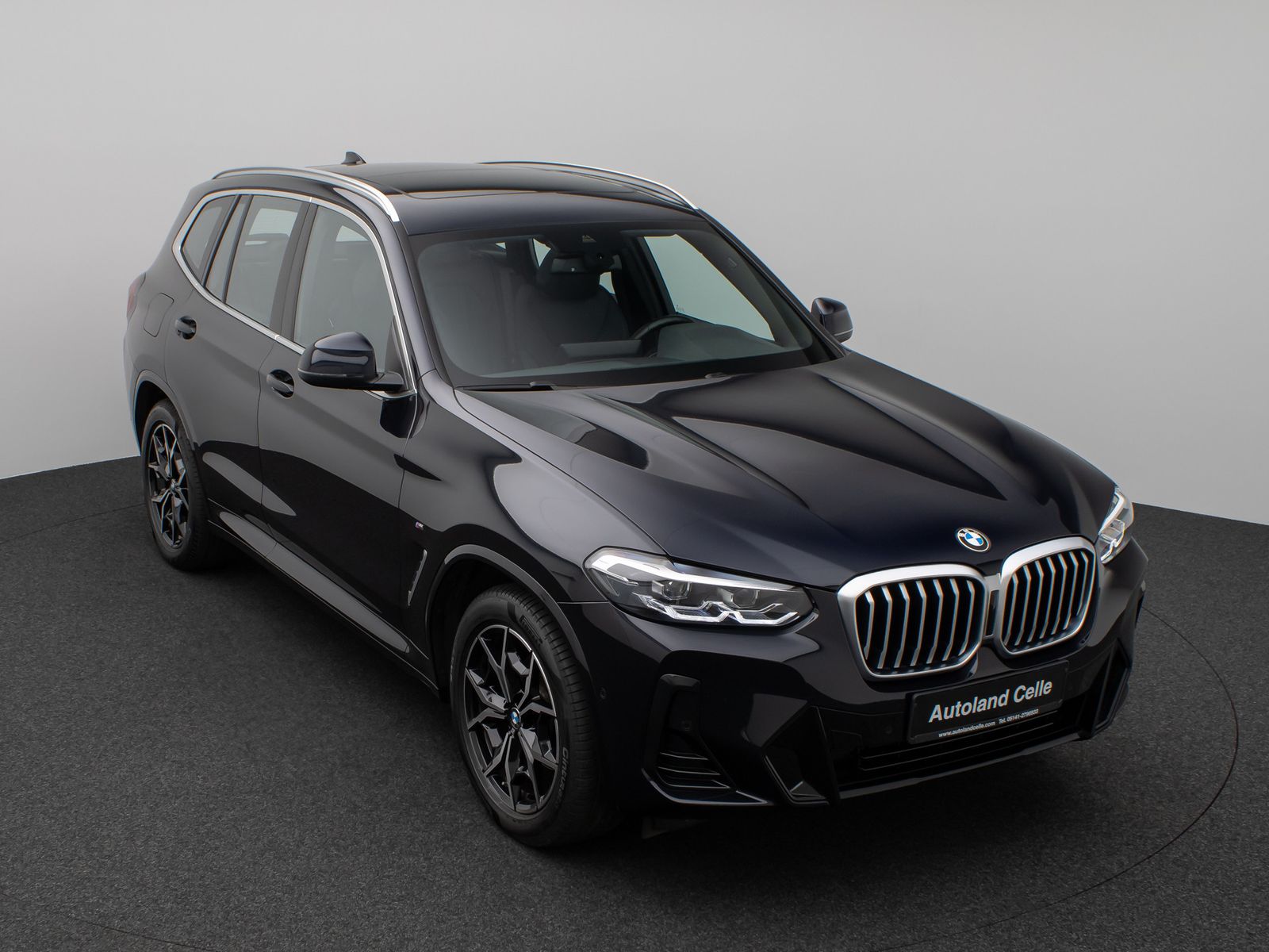 Fahrzeugabbildung BMW X3 xD20i M Sport Panorama Kamera HiFi DAB 19Zoll