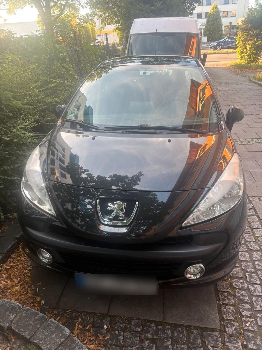 Peugeot 207