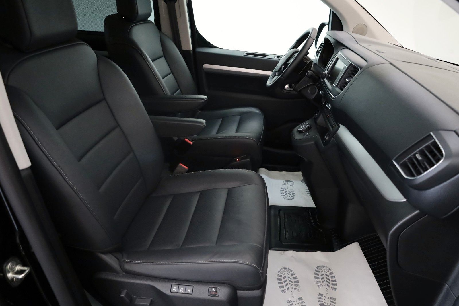 Fahrzeugabbildung Toyota Proace Verso L2 Executive,Leder,Navi,Xenon,Panor