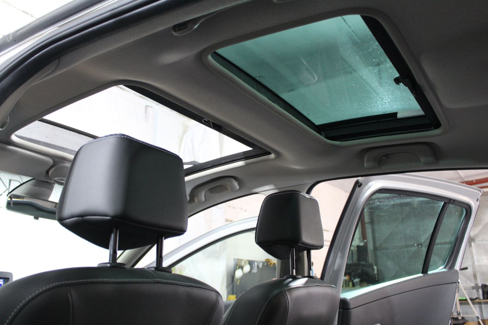 RENAULT Clio III Luxe Navi Tempomat Alufelgen Shz Teille