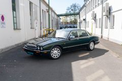 Fahrzeugabbildung Jaguar Daimler 4.0 Super V8 *LWB / Sherwood / MwSt.*