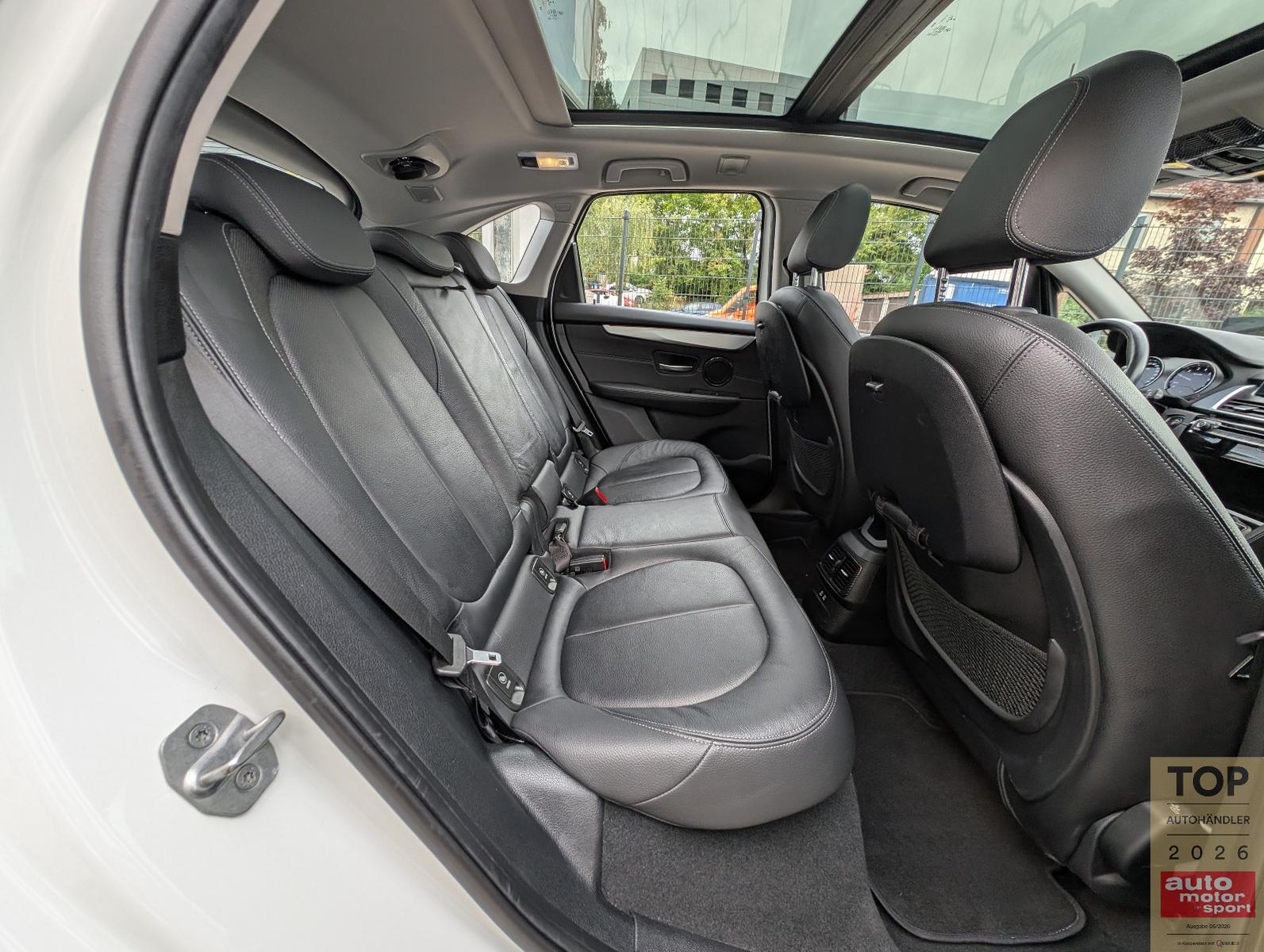 BMW 225xe Active Tourer Luxury-Line*ACC*AHK*PANO*HUD