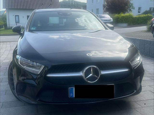MERCEDES-BENZ A 180 Advanced Advanced mit Business Packet