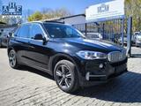 BMW X5 xDrive 40 d AUT PANO MEM NAVI R-CAM TEMP - BMW X5 Unfallwagen