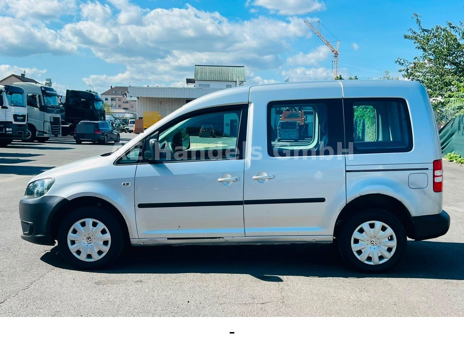 Volkswagen Caddy 2013 — photo 10