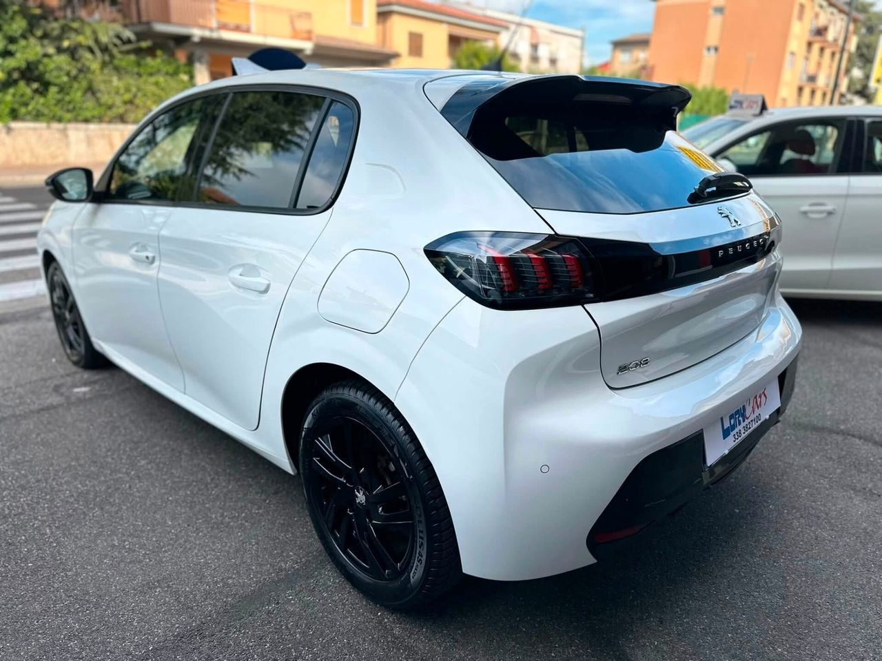 Peugeot 208 1.2 automatica neopatentati imagem 3