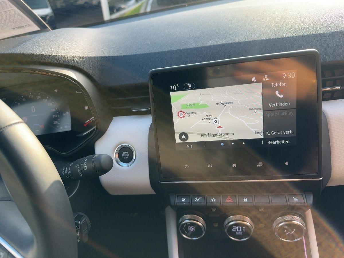 Fahrzeugabbildung Renault Clio TECHNO TCe 90 Automatic Kamera