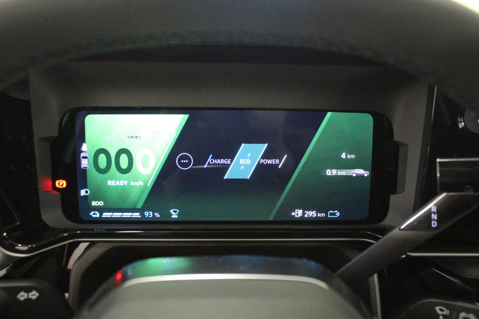 Fahrzeugabbildung Renault R 4 150 Comfort Range Iconic *Vollausstattung*