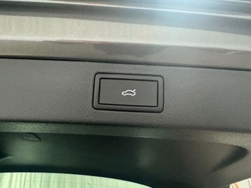Fahrzeugverkauf 26 Skoda Kamiq 1.5 DSG AHK*Kamera*elekt. Kofferr.*LED*SH