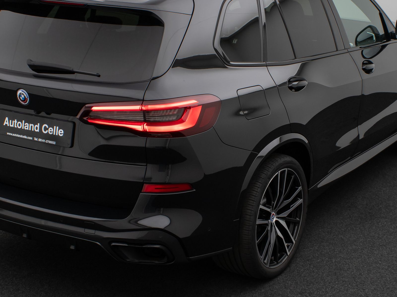 Fahrzeugabbildung BMW X5 xD40d M Sport 360°Laser HUD DAB H/K AHK ACC